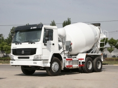 Hot sale SINOTRUK HOWO 6x4 Mixer Truck With Standard Cab, Cement Mixer Truck, 8 Cubic Meters Concrete Mixer Truck